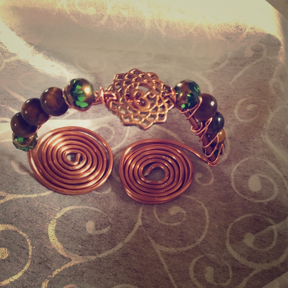 Copper Spiral Tigers Eye Cuff with Green Accent